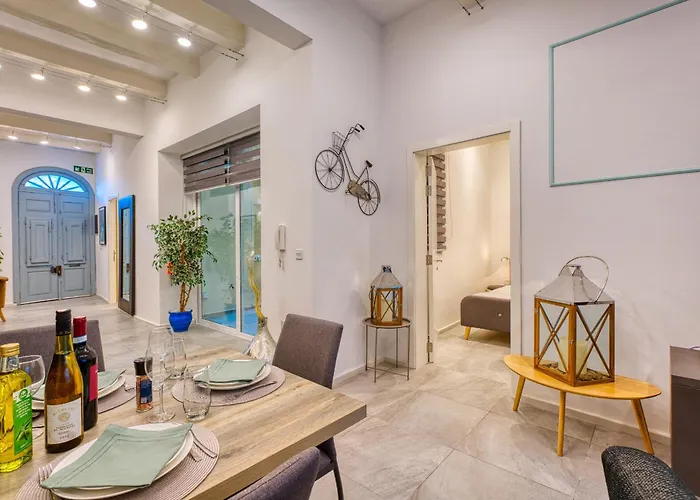 Nyaraló Luxury 2bedroom House With Large Back Yard Rabe1-2 Valletta