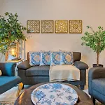 Luxury 2bedroom House With Large Back Yard Rabe1-2 بيت للعطل *