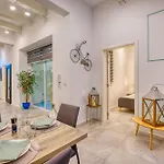 بيت للعطل Luxury 2bedroom House With Large Back Yard Rabe1-2 فاليتا