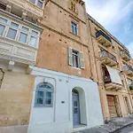 Luxury 2bedroom House With Large Back Yard Rabe1-2