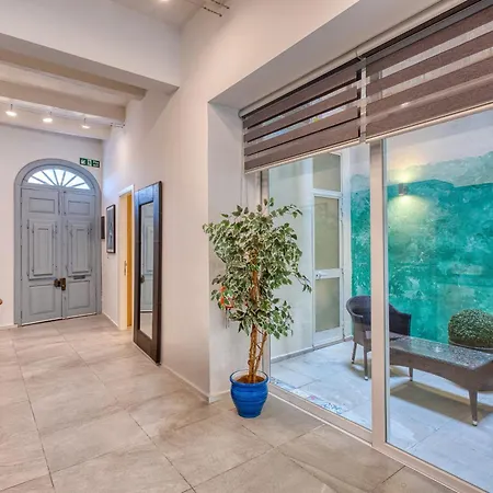 Сasa de vacaciones Luxury 2bedroom House With Large Back Yard Rabe1-2